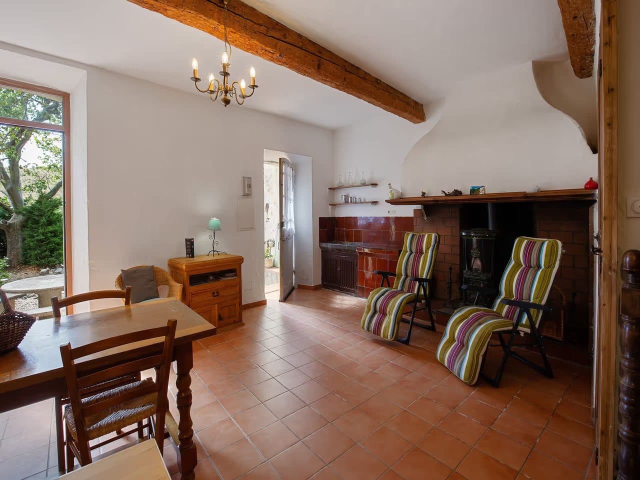 Maison confortable au milieu des vignes 3