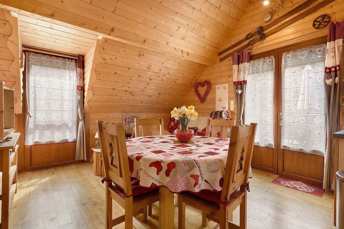 Chalet cosy avec vue magique sur les montagnes – parfait pour familles ou amis 5