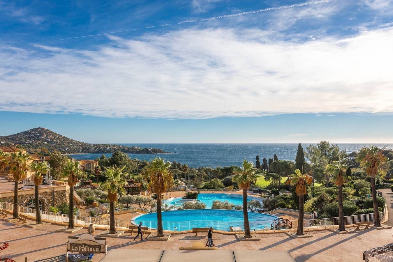 Appartement 'Cap Esterel St Raphaël' avec Vue Mer, Piscine Commune et Terrasse Privée 2