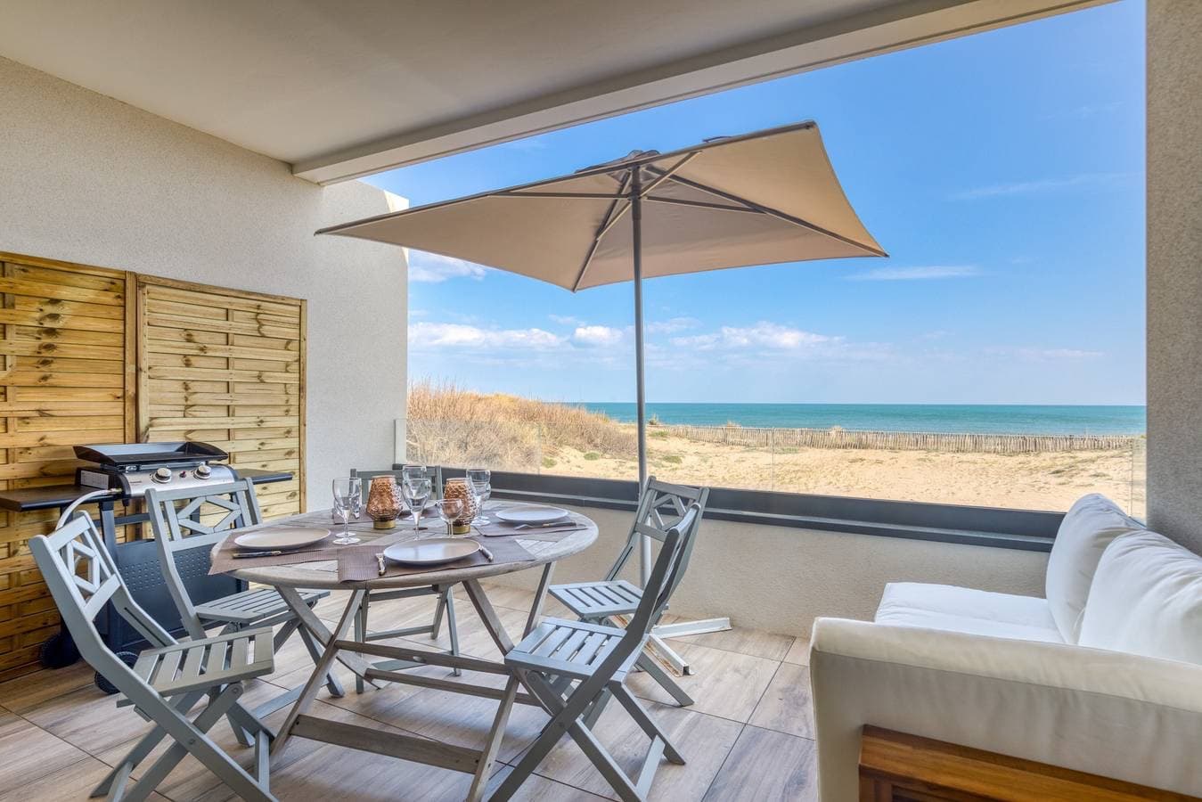 Appartement avec vue sur mer, terrasse privée et climatisation 3